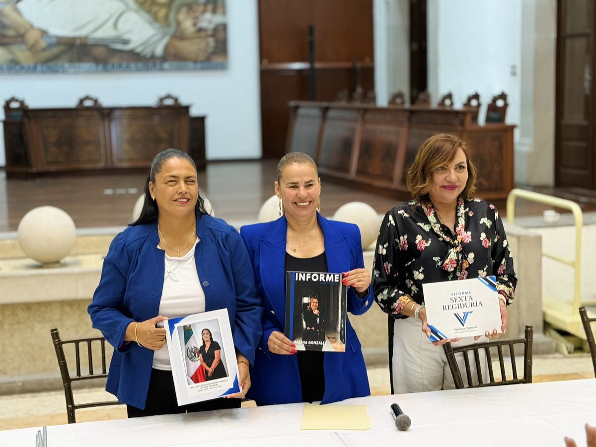 Malena_Pan's tweet photo. En rueda de prensa, las regidoras de Acción Nacional presentamos nuestro informe de actividades 📄💙

Con orgullo mostramos que somos mujeres de territorio, siempre cercanas a la gente: escuchando, atendiendo y solucionando.

Porque aquí no solo hablamos… aquí actuamos. 💪✨ https://t.co/TE4QwGIjGH