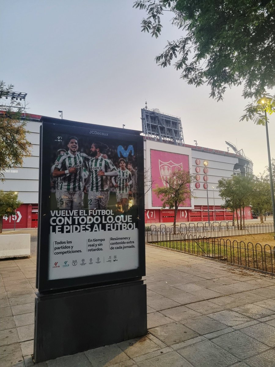 Vuelve el fútbol. 

Una imagen hecha poesía.