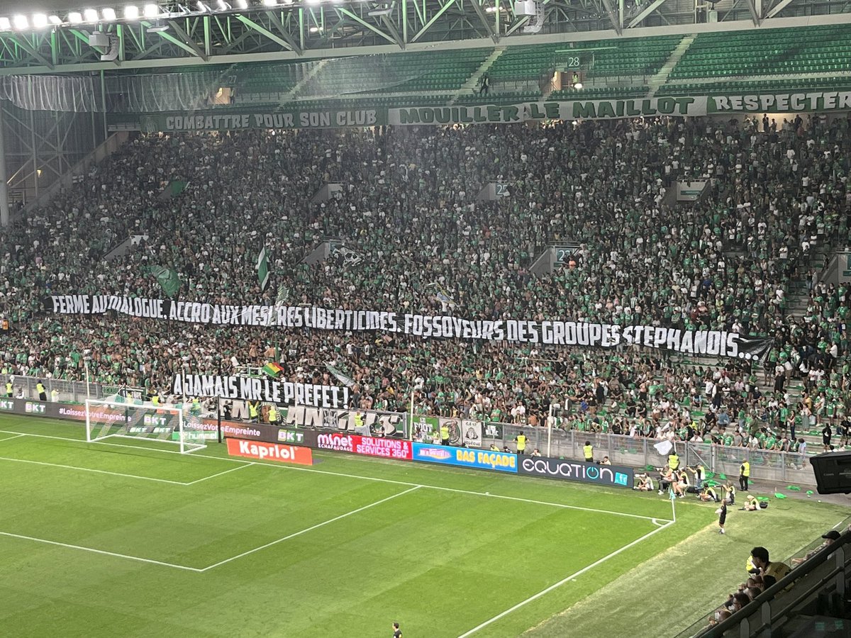 Les Green Angels font leurs adieux au préfet : « Fermé au dialogue, accro’ aux mesures liberticides, fossoyeur des groupes stéphanois… À jamais M. Le Préfet ! »

#ASSE
📸©️Evect