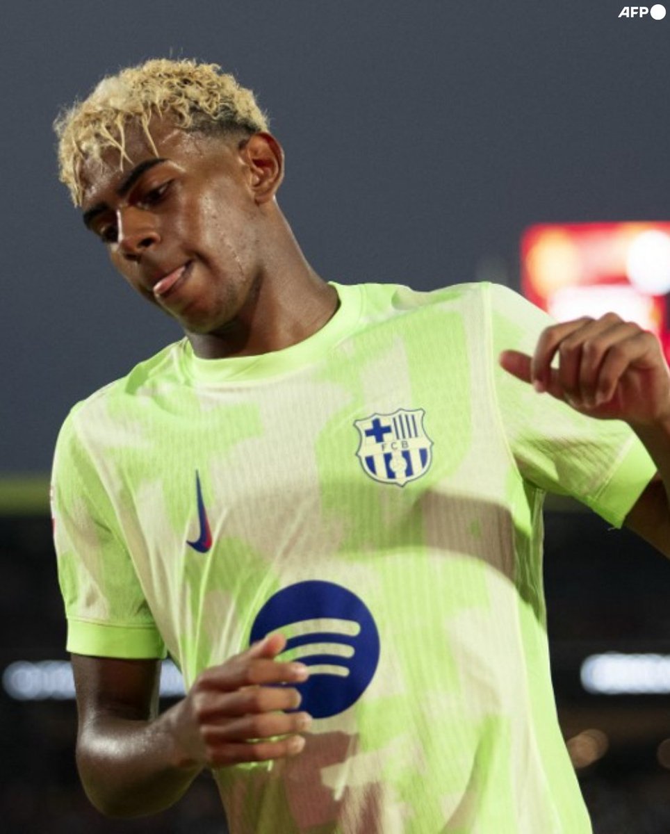 ¡¡LAMINE YAMAL!! ¡¡LAMINE YAMAL!! ¡¡LAMINE YAMAL!! ¡¡QUÉ PERRO GOLAZAZAZO DEL NUEVO 10 DEL FC BARCELONA!! ¡¡EL JUGADOR MÁS EMOCIONANTE DEL PLANETA!! ¡¡LA JOYA DE JOYAS!! ¡¡EL GENIO DE LA MASÍA!! ¡¡MALLORCA 0-3 FC BARCELONA!!