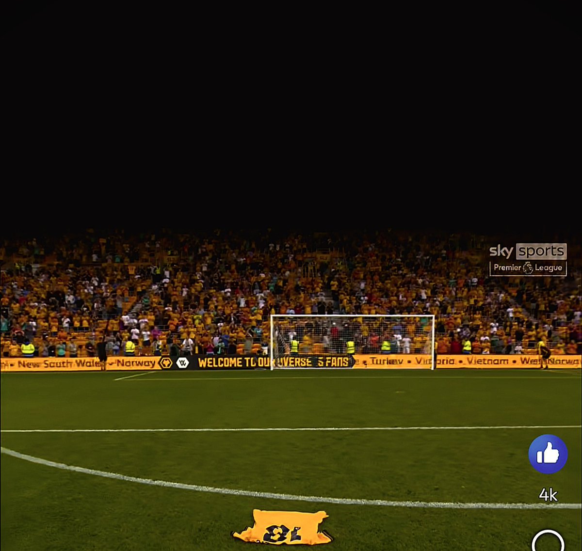 Southbank 👏🏻👏🏻👏🏻👏🏻👏🏻
Fuck walking alone, he'll always be a wolf &amp; part of the pack 👊🏻🐺

Once a wolf, always a wolf!

#wwfc #wolves #jota