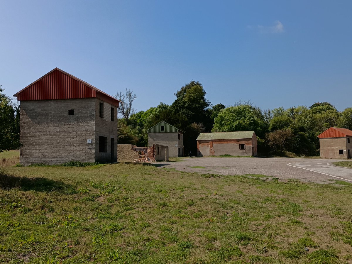 MartinRich106's tweet photo. From #ImberBus a Routemaster to the village &amp; tructures in Imber for military training. Nearby the Vale of White Horse &amp; for Betjeman aficionados, Dilton Marsh Halt https://t.co/tQWW5T32r3