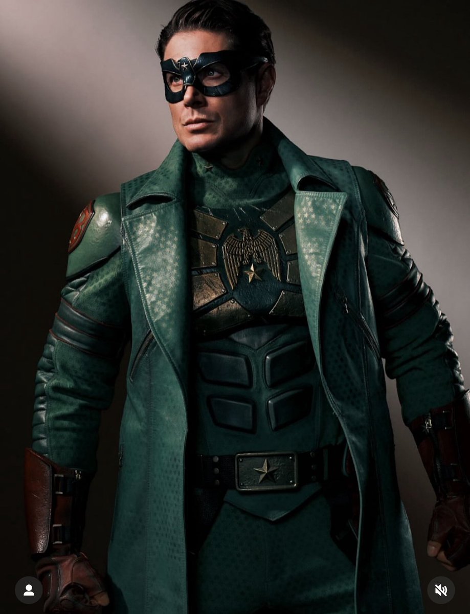 Missed the discourse yesterday, thank fuck. But this man has had a natural bow for decades. It’s not Botox. Sit down.