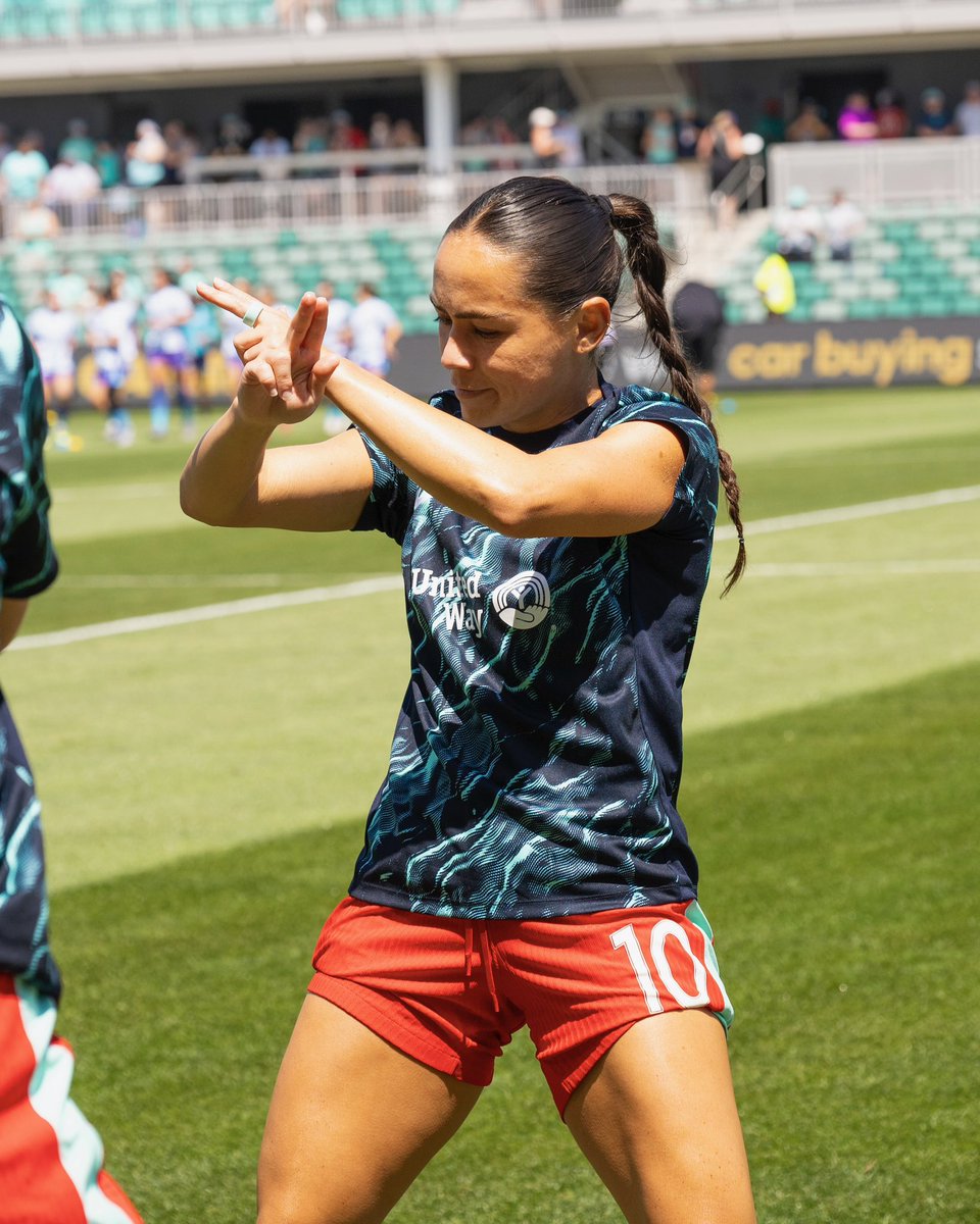 thekccurrent's tweet photo. Moooooood because it’s almost kickoff 🤩

@NWSL | #KCBABY https://t.co/JaLqZa1VYy