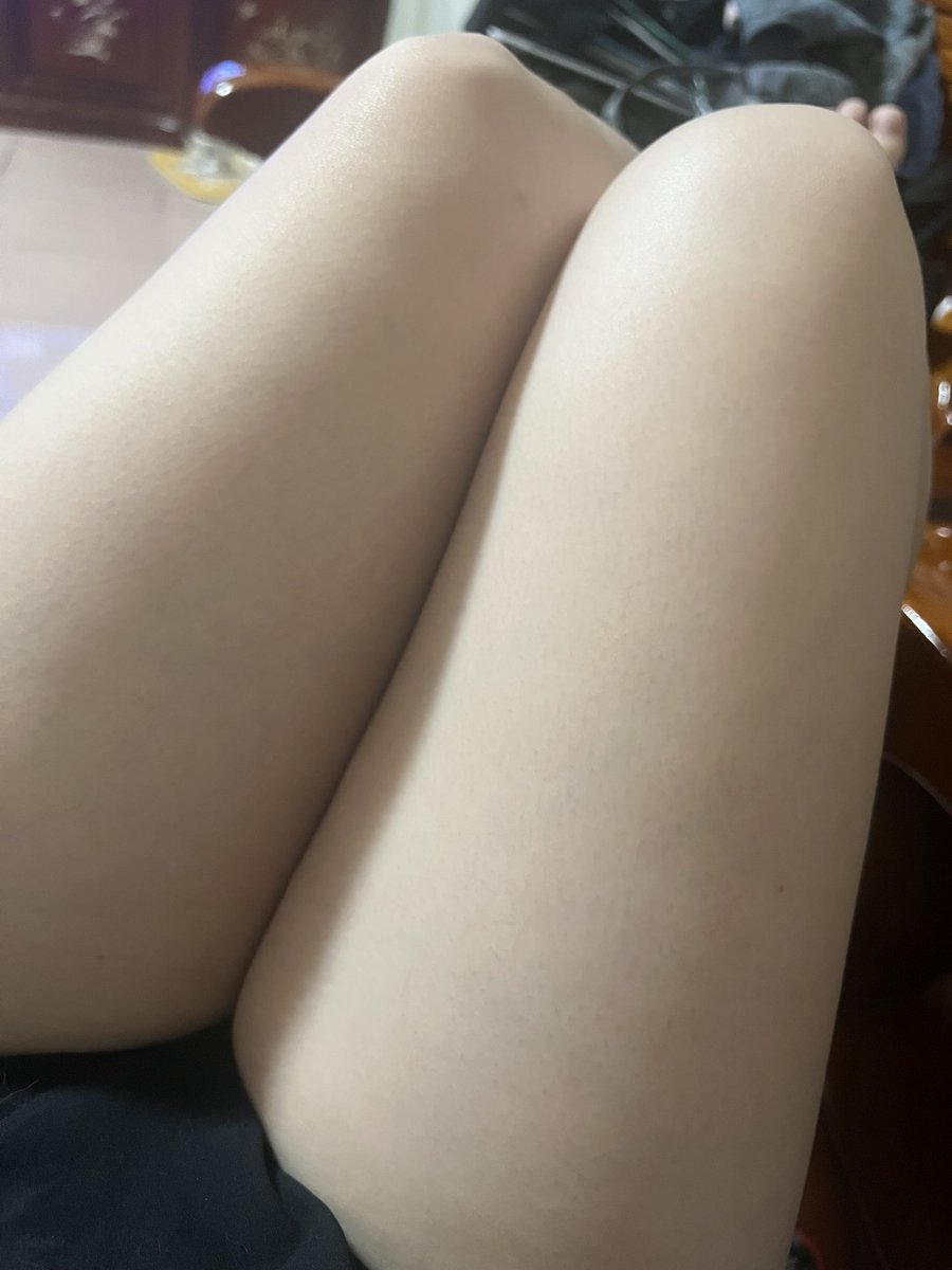 zxc4259's tweet photo. 怎麼會在胖了跟身體狀況不好的時候特別餓呢？ https://t.co/HLEbpighuM