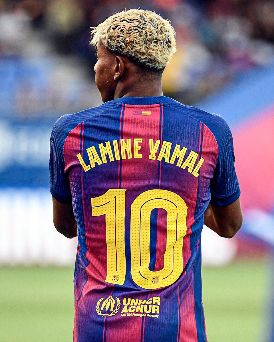 CFC_Janty's tweet photo. Since Messi left Barcelona , Yamal is the first player to wear the number 10 shirt and actually do well https://t.co/c2hci2D130