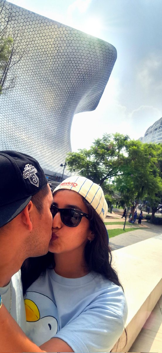 Johnalex1901's tweet image. Love u so so much 

🥰😍😘

#loveofmyeternity #loveyou #4evr #Vale