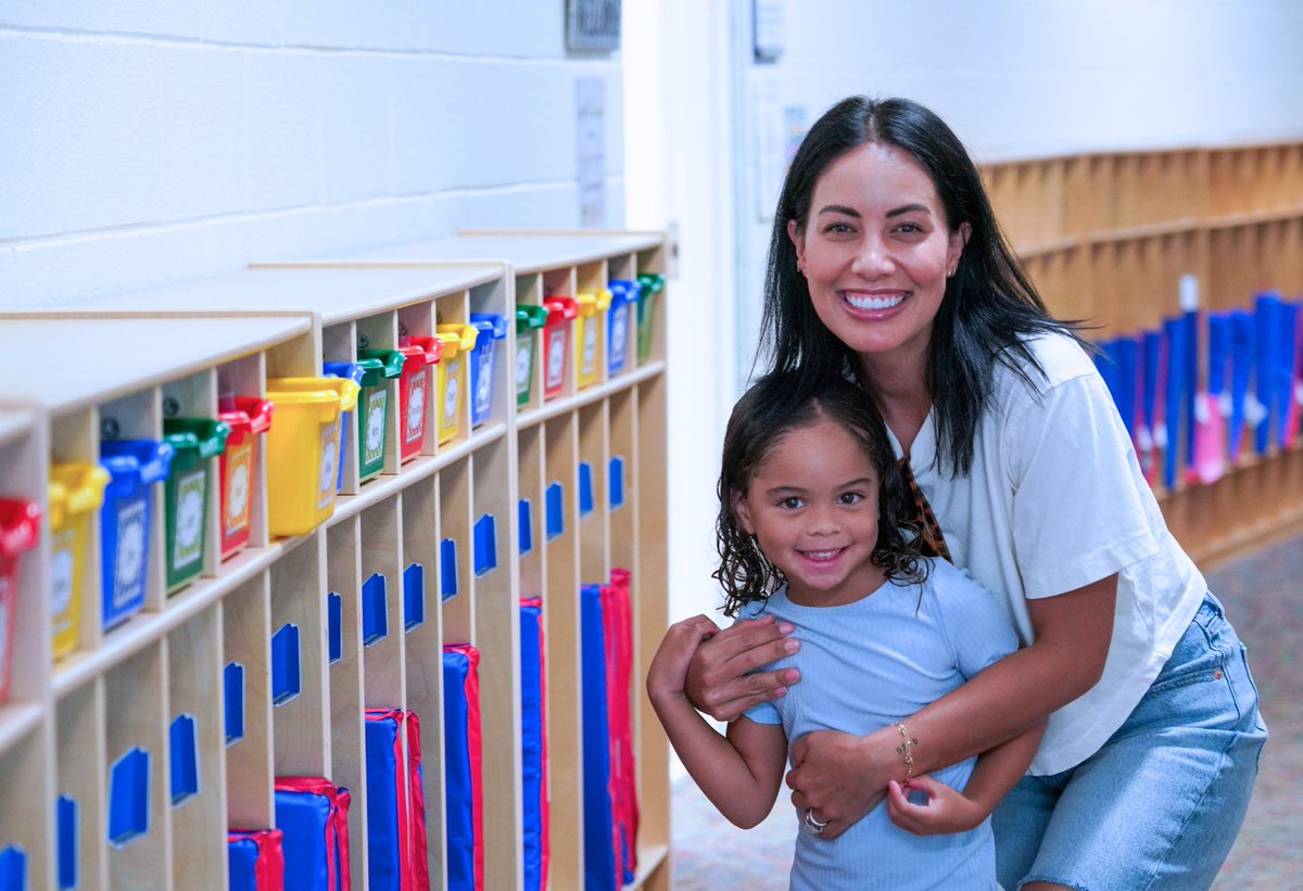 charchristiannc's tweet photo. It was fantastic to see students and families back on campus for our annual Back to School Kick Off! ππ€ A warm welcome to our new families β weβre thrilled to have you join Knights Nation! Excited for the first days of school next week... #ccsKnights #backtoschoolcountdown https://t.co/qArvpVcbX4