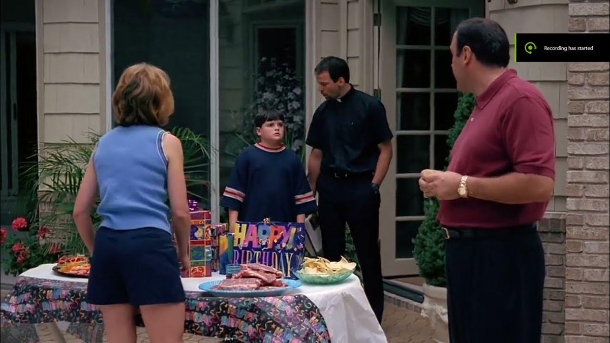 Bestofsopranos's tweet photo. They say you can't hear a picture. https://t.co/CUwotR0Pg0