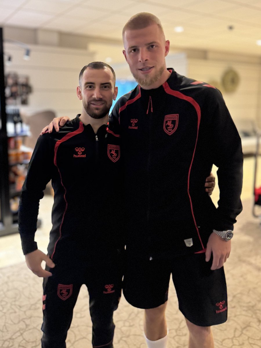 dogank93's tweet photo. Rick van Drongelen #4 #samsunspor https://t.co/wr2XhXQj61