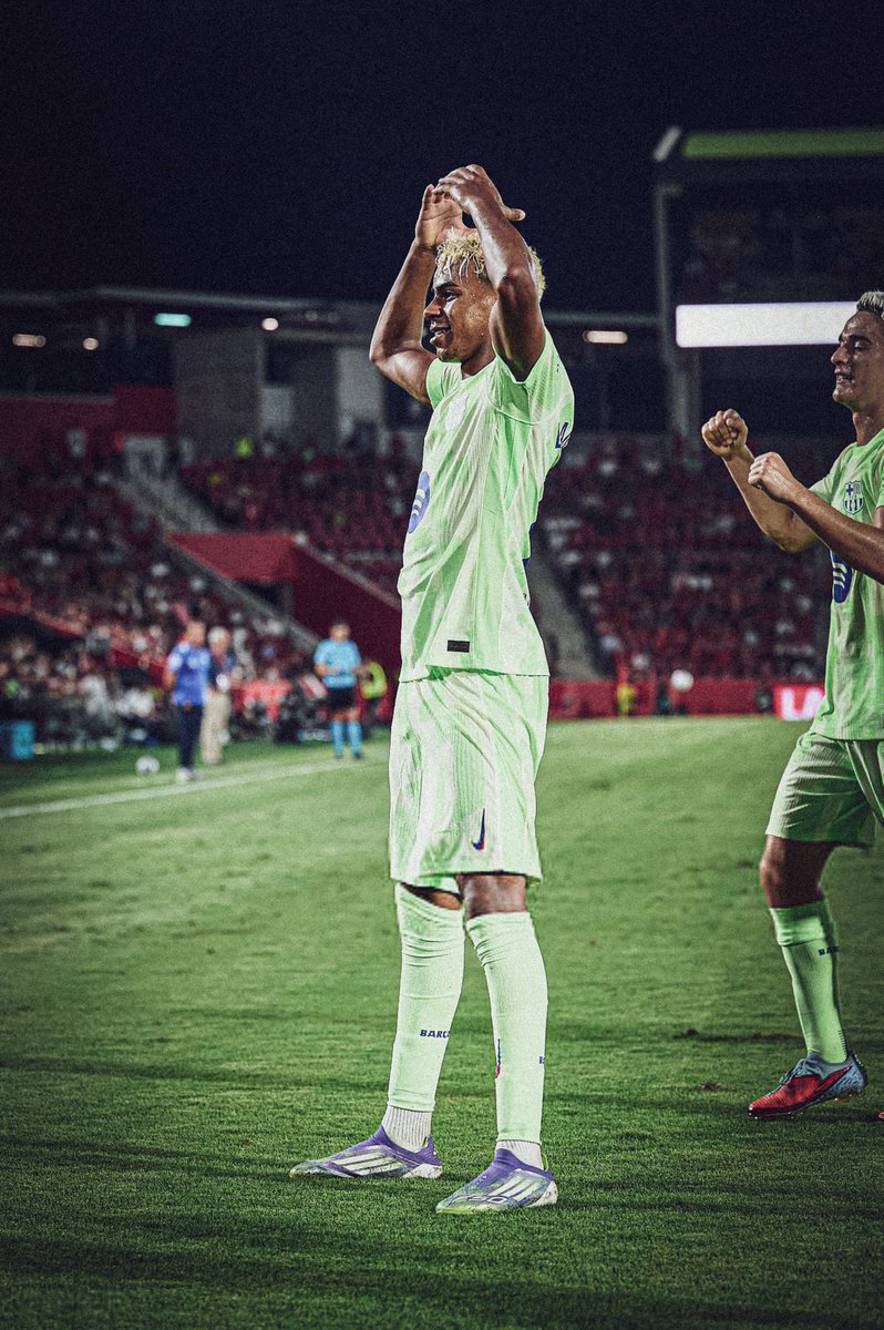 𝐍𝐨 𝐨𝐧𝐞 𝐢𝐬 𝐫𝐞𝐚𝐝𝐲.