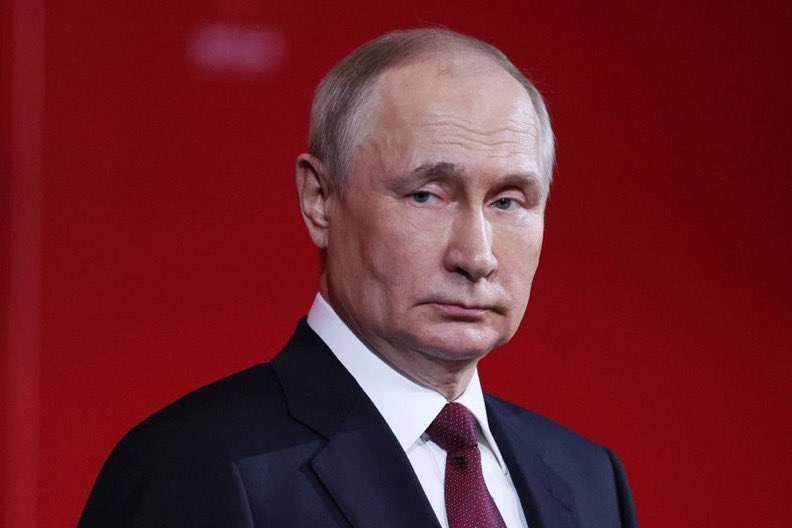 PsyGuy007's tweet photo. 🇷🇺 Pensez-vous que le président russe Vladimir Poutine est un meilleur dirigeant qu’Emmanuel Macron ?

A. OUI
B. NON https://t.co/ueKA7CUl9l