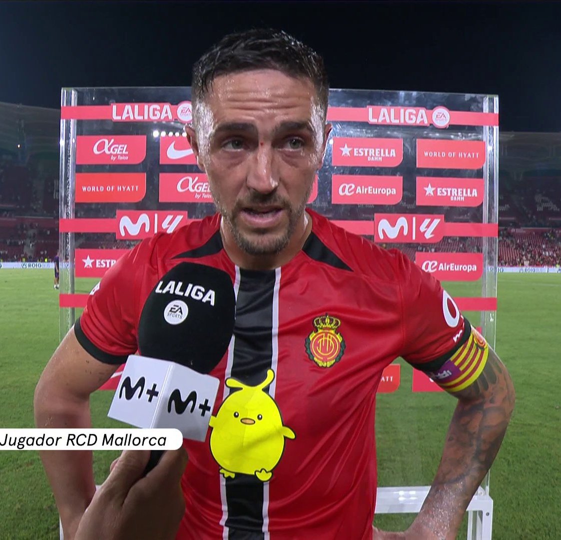 🗣️ Raíllo: "El reglamento dice que si hay golpe en la cabeza se para el juego, yo me mareo, caigo y dejan de seguir, el reglamento hay que CUMPLIRLO, todo el mundo ha visto lo que ha pasado en el campo."

HONOR 👏🏻👏🏻👏🏻