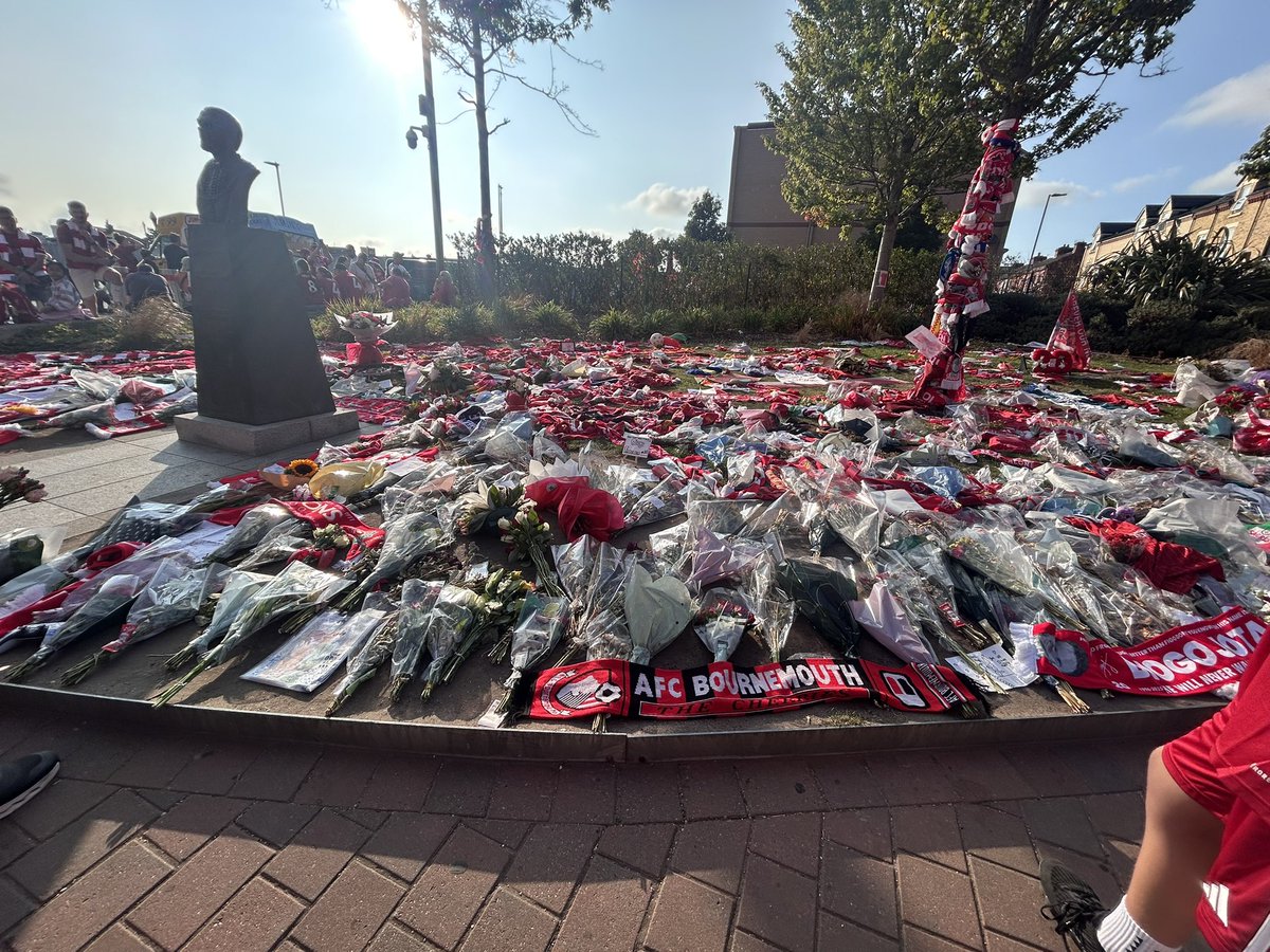 Ryan Roberts tweet media