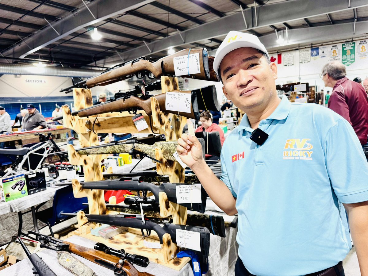 360canada's tweet photo. 42 tuổi mới được cầm cây súng thật 🔫

Mời các bạn đón xem video vào lúc 7h sáng ngày chủ Nhật theo giờ Việt Nam.
6h giờ tối theo giờ Canada 🇨🇦 
16/8/2025( Canada) https://t.co/Ieu5lcH3M3
