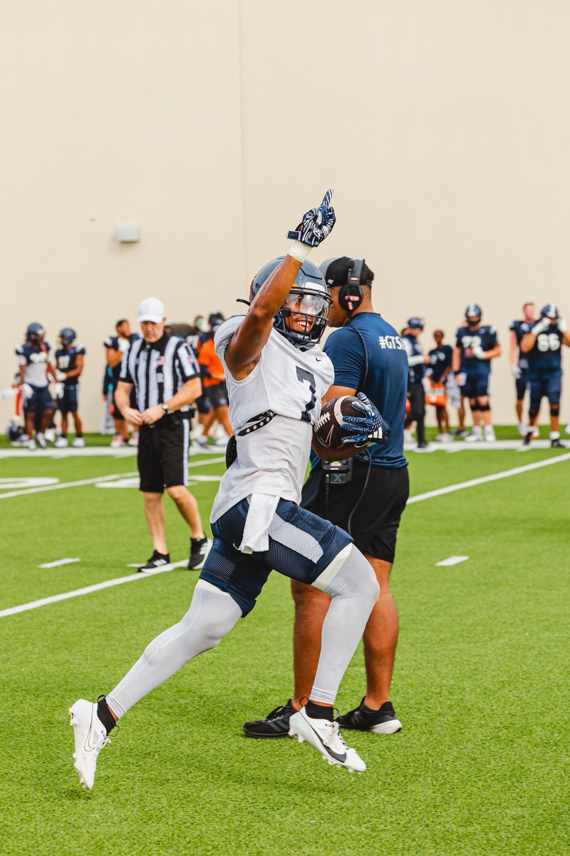 Scrimmage 2 ✔️

#210TriangleOfToughness | #210wned