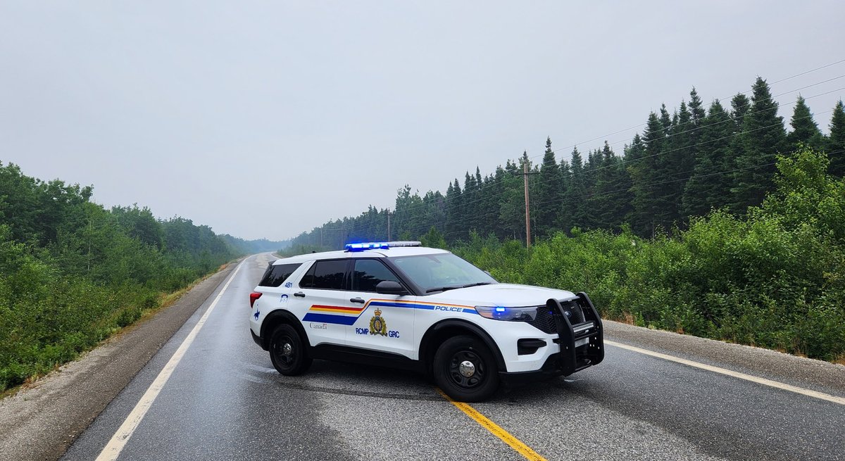 RCMPNL's tweet photo. RCMP NL is reminding all drivers of the dangers of stopping or slowing unexpectedly on our roads.

As wildfire relief efforts continue, some drivers are stopping for photos or videos or to watch responders at work. This is dangerous. It puts you and others on the road at risk... https://t.co/fKWXxjrW7V