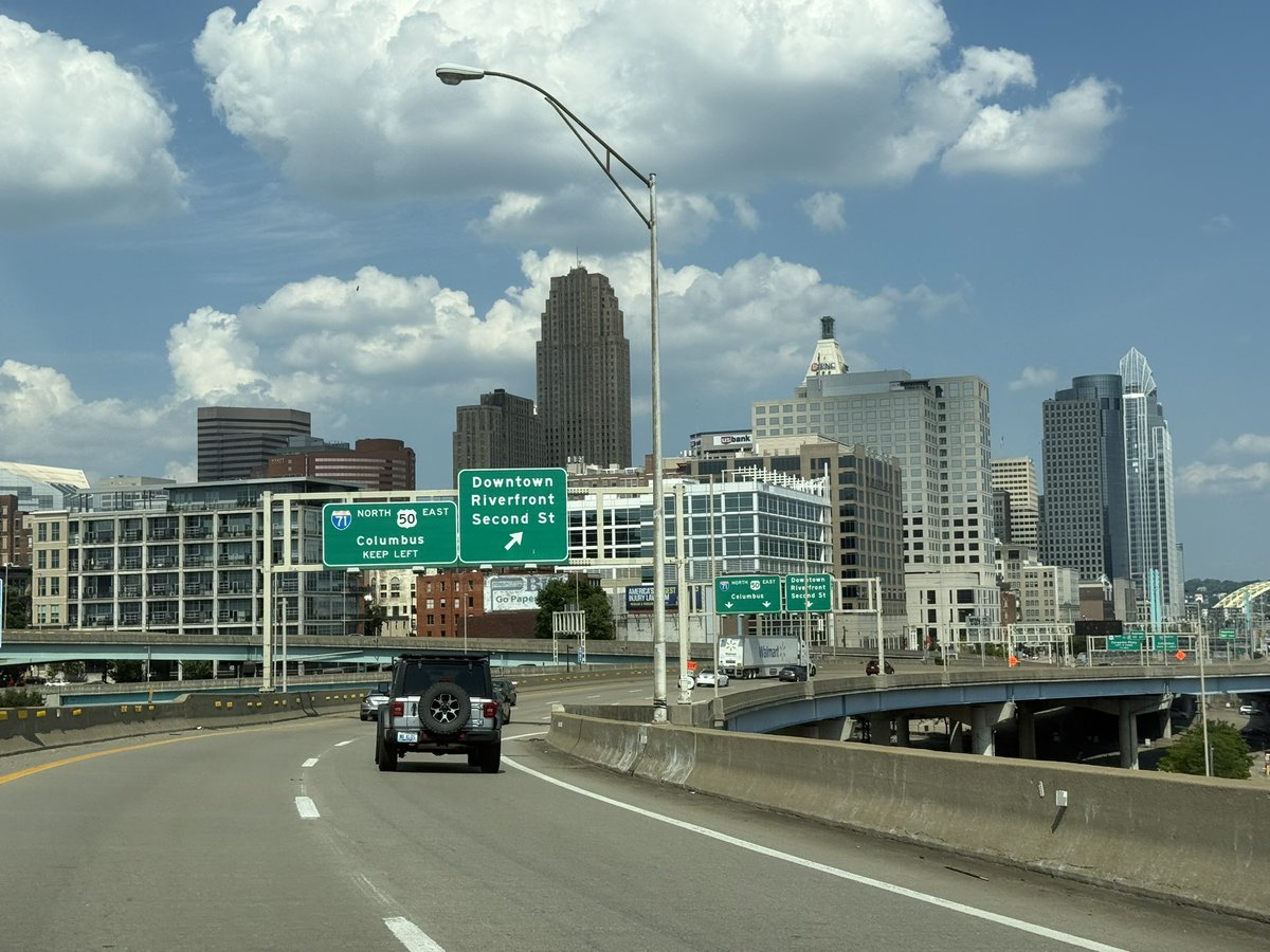 mzbello's tweet photo. Mi natal Cincinnati, Ohio. https://t.co/cdPjGwW2Ii