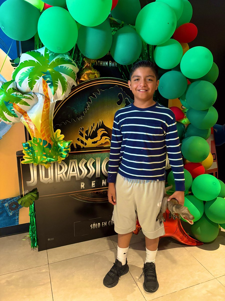 ReyesYamallel's tweet photo. 🦖♥️ https://t.co/LTFaKzB6Zk