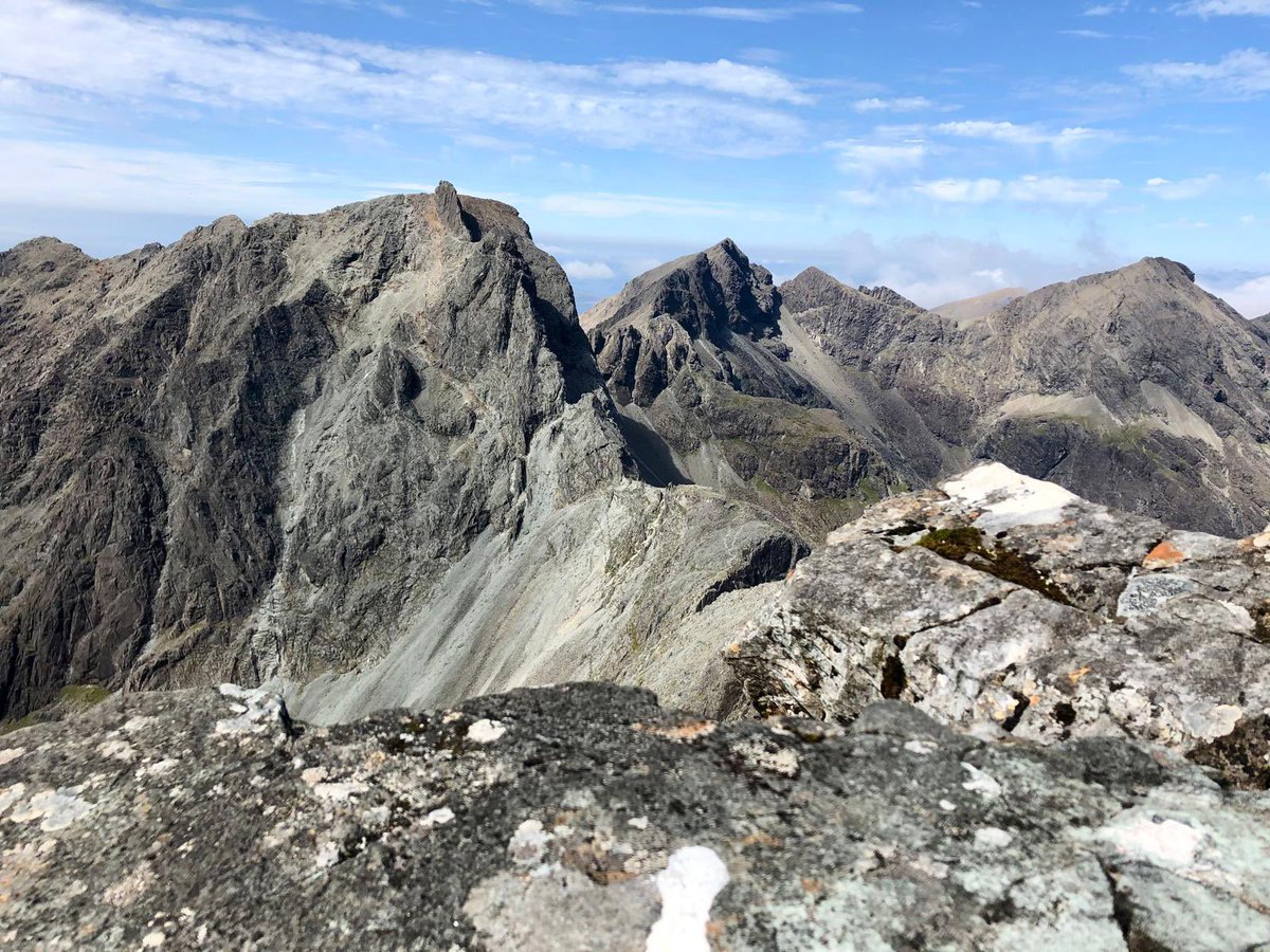 ilona_turnbull's tweet photo. 5 years ago today - finishing off my last Cuillin Sgùrr MhicChoinnich on an exceptionally wonderful day. Won’t ever forget it. #cuillin #scotland #hiking #skye #respectprotectenjoy @VisitScotland @VisitSkye @Mountain_Scot @skyeguides https://t.co/g1emDVtAoG