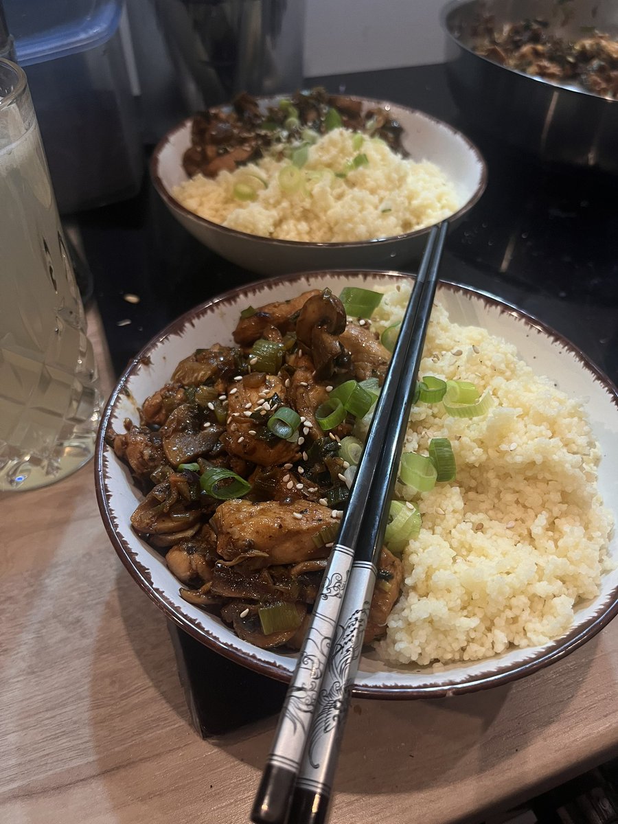 Made dinner for my bf <a href="/Baryon1701/">Baryon 🔜 ?</a> and me <3