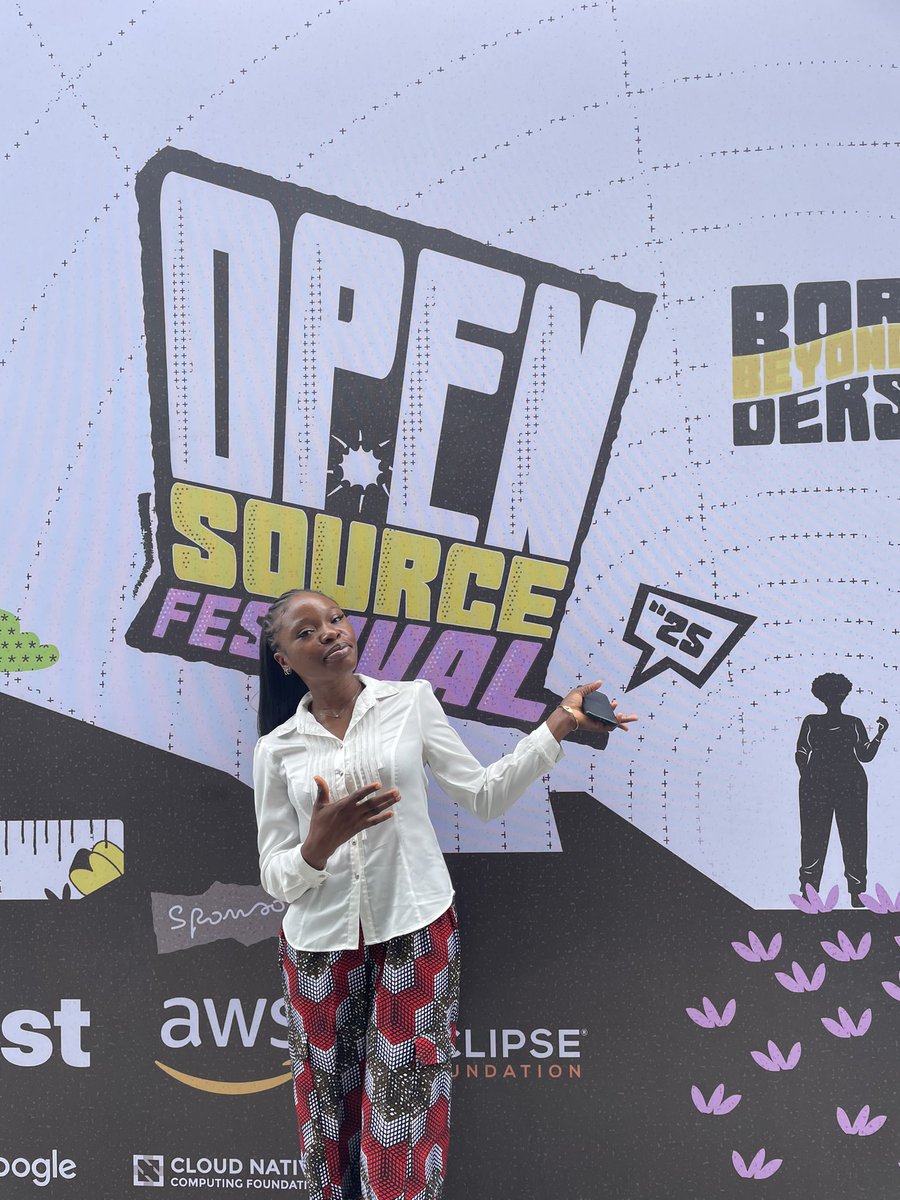 Kwevi Titilayo (@_ahouefa__) on Twitter photo OSCAFEST25🔥🔥
Had loads of fun moments and impactful sessions. My favorite of all was the women in open source breakout session🙂↔️.
Thank you <a href="/osca_hq/">Open Source Community Africa</a> and special thanks to <a href="/oluwabamikemi/">iambami💛 of CLA</a> who made my attendance possible,btw,she is cool in person 😘
#oscafest2025 OSCAFEST25🔥🔥
Had loads of fun moments and impactful sessions. My favorite of all was the women in open source breakout session🙂↔️.
Thank you <a href="/osca_hq/">Open Source Community Africa</a> and special thanks to <a href="/oluwabamikemi/">iambami💛 of CLA</a> who made my attendance possible,btw,she is cool in person 😘
#oscafest2025