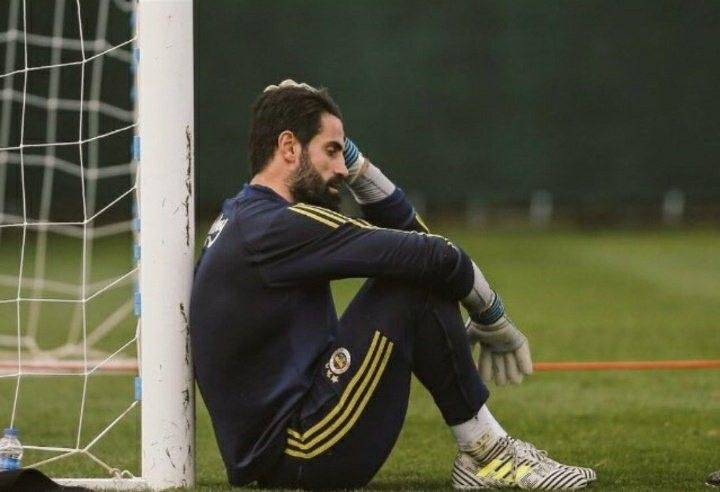 yerndedur's tweet photo. aynen fenerbahçeli olmak hiç stresli değil https://t.co/QPw95NigDC