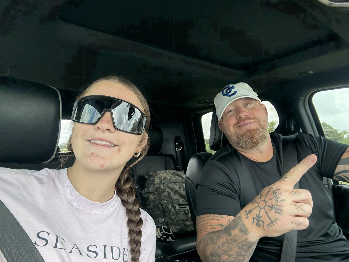 Bpm10softball's tweet photo. Roadtrip from Cypress to Waco to go to the McLennan softball camp. 
@McLennan_SB @CoachBerry33 @CoachJ_22 https://t.co/gCF96Rj1YT