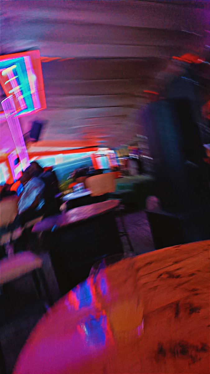 Scenes ni ajab mnagongewa huku ka nanzenz. 😂