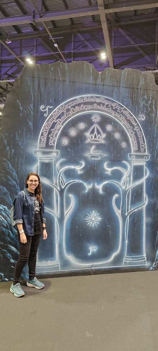 No words, just gratitude 🥹❤️
First UK convention it's been more than I could hope so. #ForTheLoveOfFantasy #FTLOF