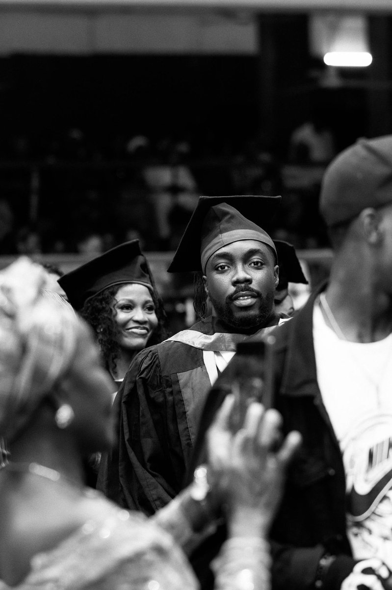 TheRetina_Ini's tweet photo. Yet long before the robes, the oaths, and the certificates, you had already shown the skill, compassion, and dedication worthy of the title. Your journeys have been marked by resilience and a shared commitment to advancing eye health. https://t.co/j2JQ6QXIoS
