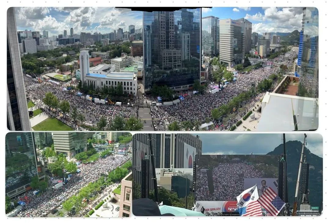 culrysoo's tweet photo. An anti-Lee Jae-myung government rally on August 16 drew massive crowds to Gwanghwamun in korea
#FreeKorea #StandWithKorea #SaveKoreaNow #FrontlineOfFreedom
#BeTheSalt #KORUSAlliance #CHINALEEOUT #CCPOUT #FREEYOON https://t.co/Q5Uk2Cb2bw