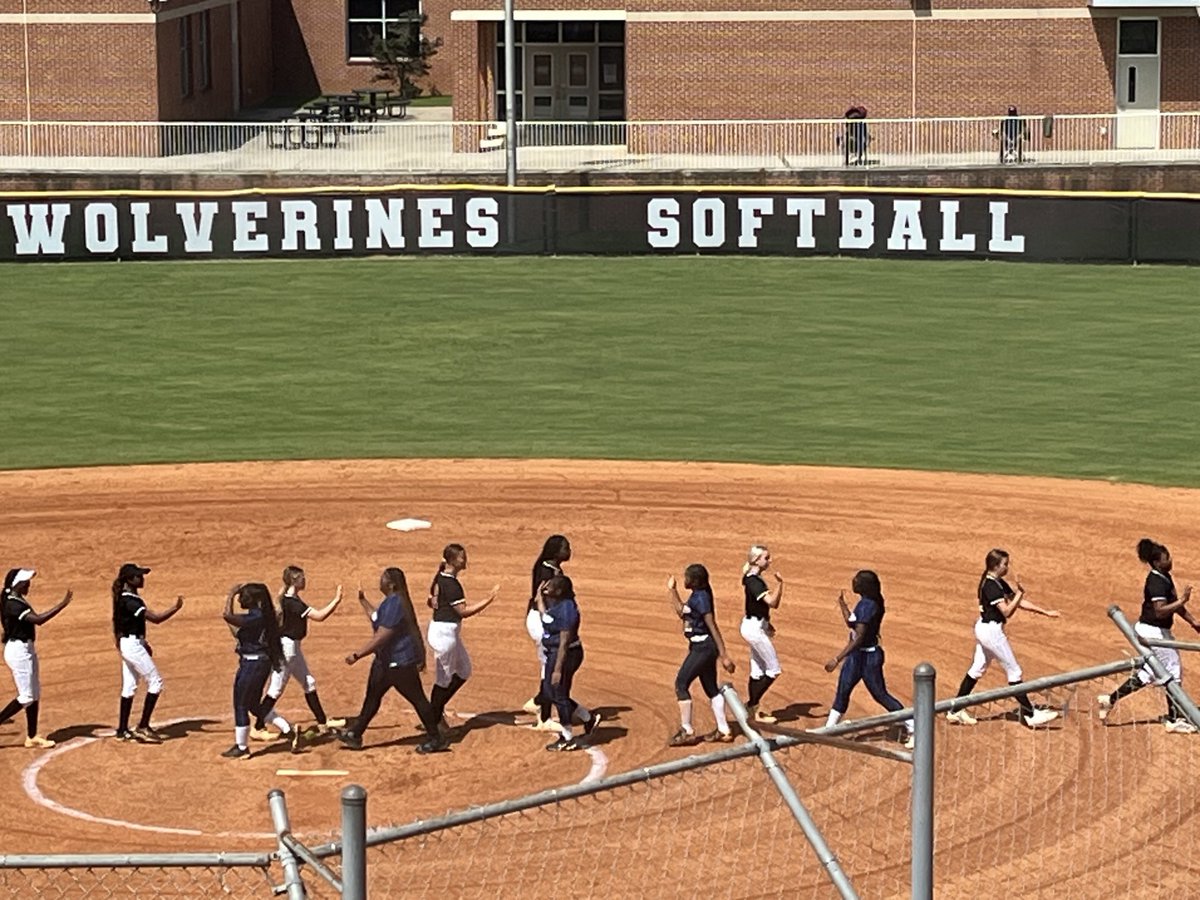 Wolverine Athletics tweet media