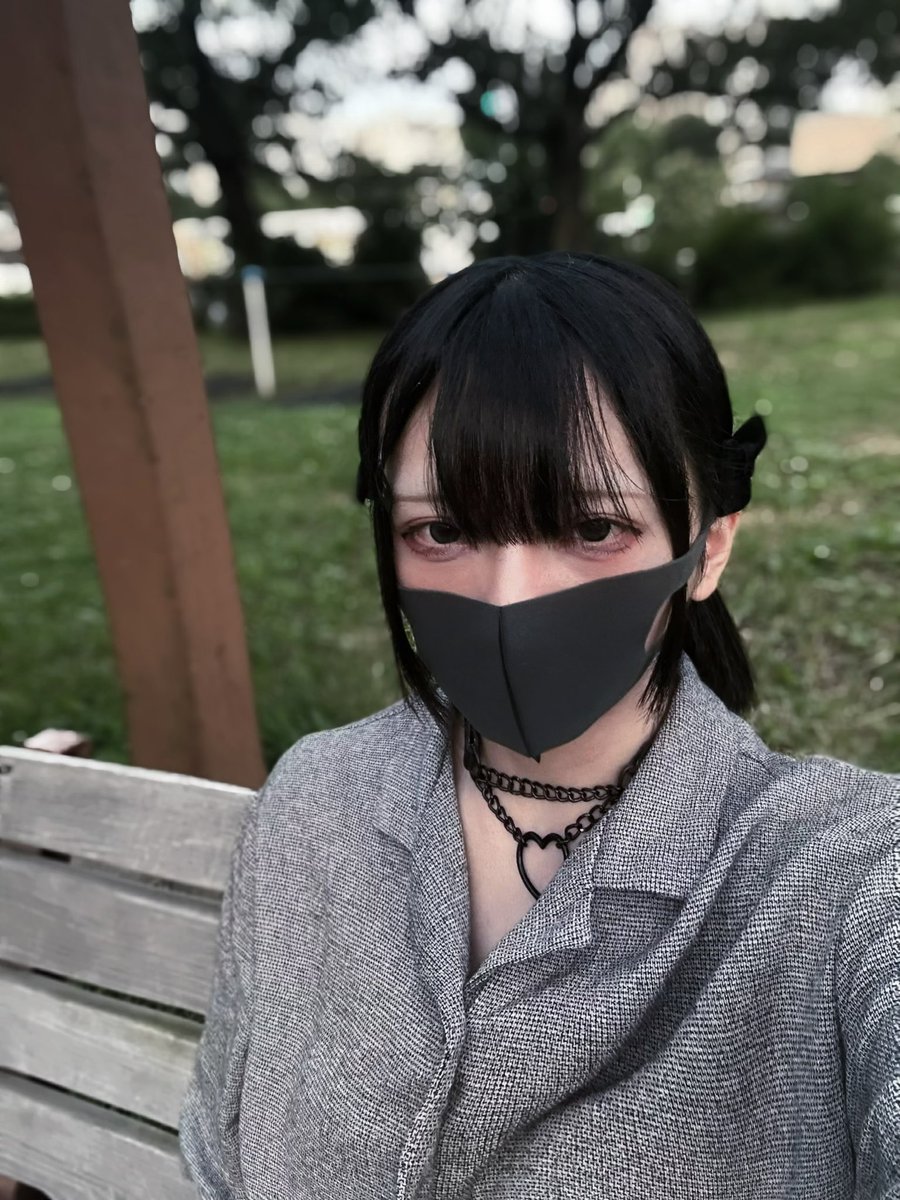 ichika__35's tweet photo. 🖤 https://t.co/RzU9c3aWrl