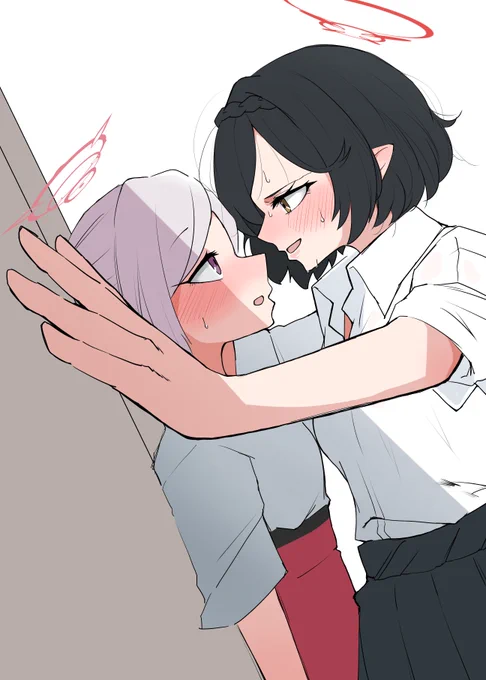 正統派(?)壁ドンのアヤムツです