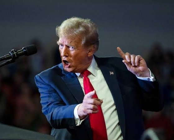 beatsinbrief's tweet photo. 🚨 BREAKING: Trump threatens Norway’s minister with tariffs if he doesn’t get the Nobel Peace Prize. https://t.co/yqmxbZtbQt