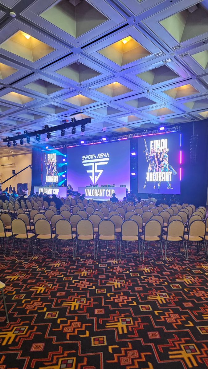 vlad (@xvlad_cs) on Twitter photo Ya estamos en el Centro de Convenciones de Salta para jugar vs Team Salta y <a href="/InFernalesClub/">InFernales eSports</a> en el Esports Arena 🫡 Ya estamos en el Centro de Convenciones de Salta para jugar vs Team Salta y <a href="/InFernalesClub/">InFernales eSports</a> en el Esports Arena 🫡
