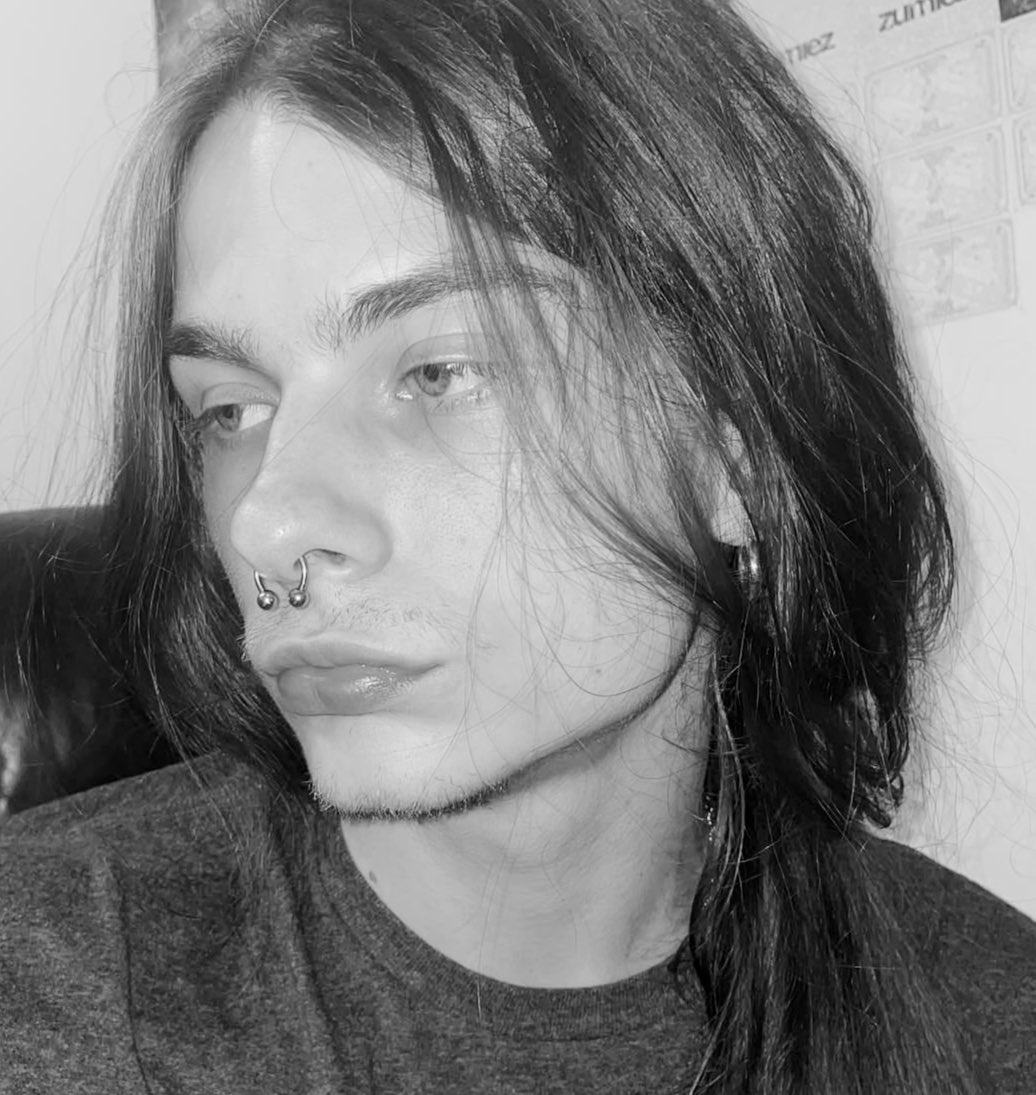 silversouIs0's tweet image. freezing moon