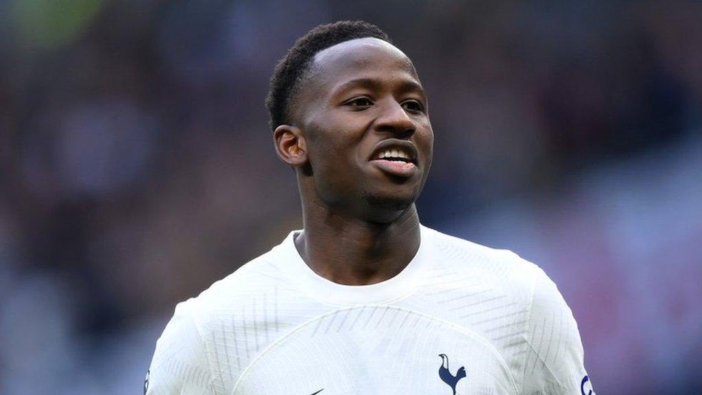 TheSpursExpress's tweet photo. Pape Matar Sarr vs Burnley:

-1 assist
-43/52 accurate passes
-1 chance created 
-3/5 successful dribbles
-6 passes into the final third
-3 clearances
-2 headed clearances 
-4 ball recoveries
-6/10 ground duels won
-4/5 aerial duels won
-1 foul won
-0 fouls committed

SarrBoy 🌟🤍