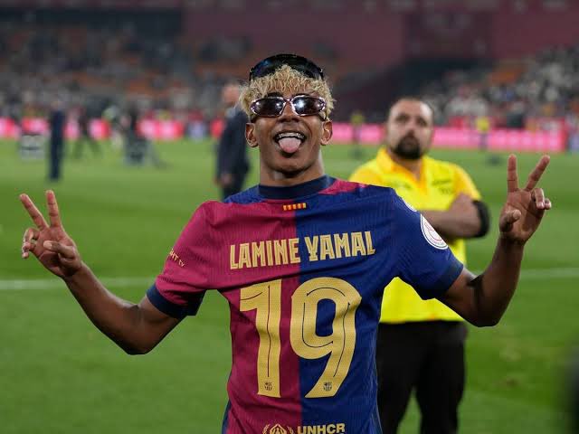 GhostBoyTipster's tweet photo. Pick #3 La Liga ⚽️ 

Lamine Yamal Over 4.5 remates.
(+114)

⏰Hora: 11:30 am

Mallorca es un equipo que recibe arriba de 30 remates cuando juega vs equipos grandes, Yamal en sus últimos dos partidos vs ellos realizó 10/8 remates. Ocupamos que haga sus recortes al centro y remate. https://t.co/dYDv1SvyqF