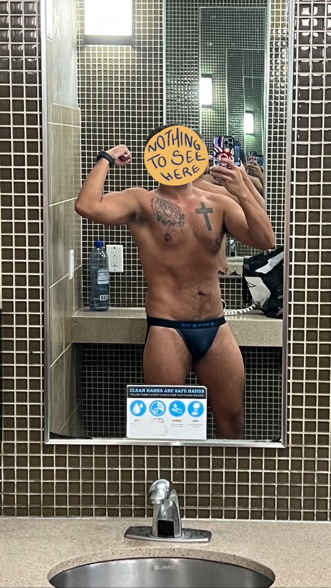 ocverstop's tweet photo. Gotta keep it tight and right for myself and for @publicslutdad https://t.co/cPlTzdHhcp