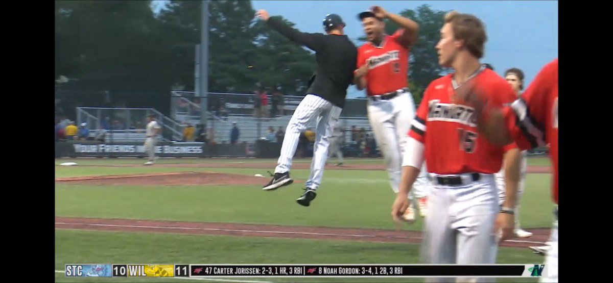 Danny Kneeland tweet media