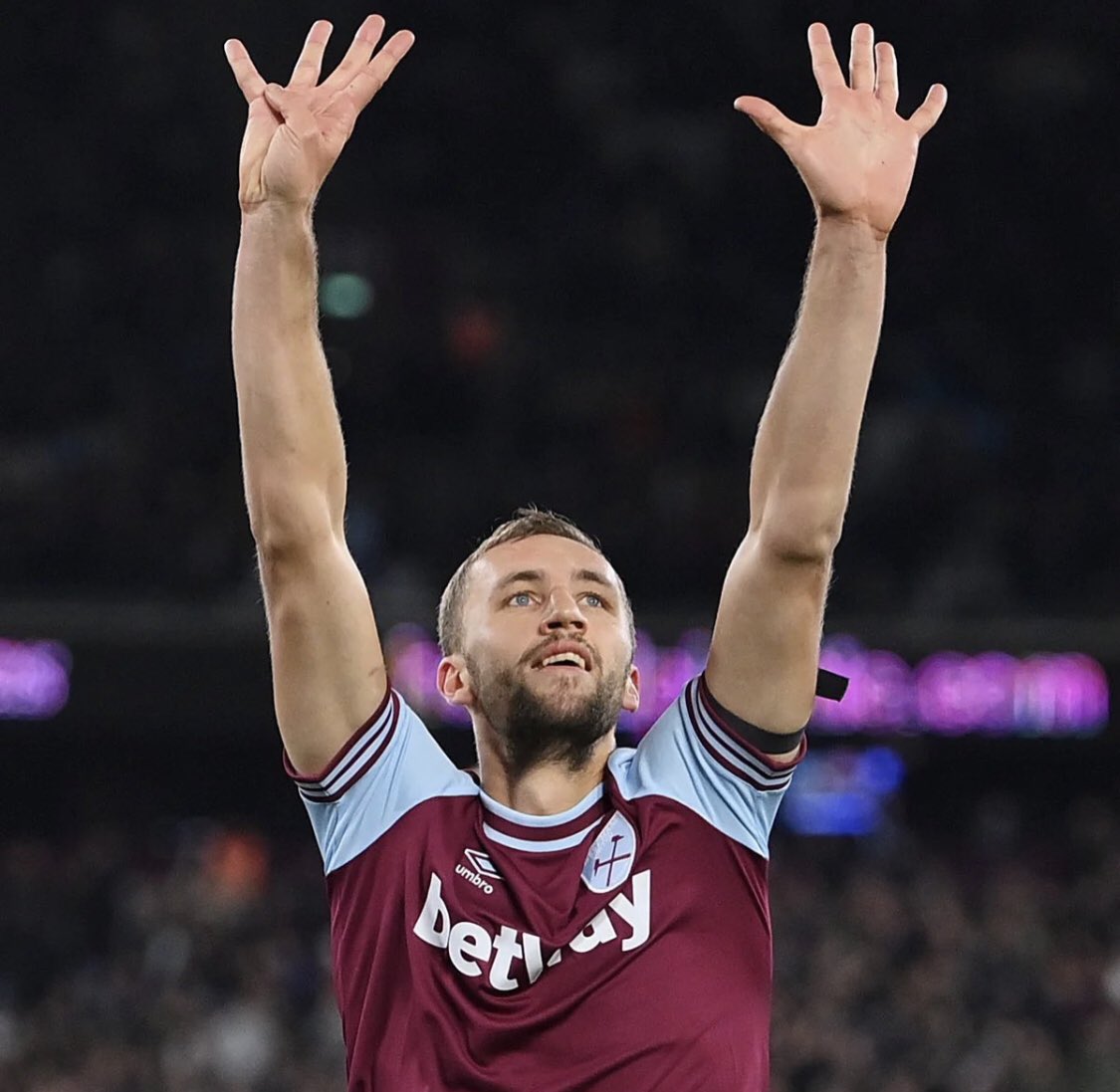 club shop hammer tweet media