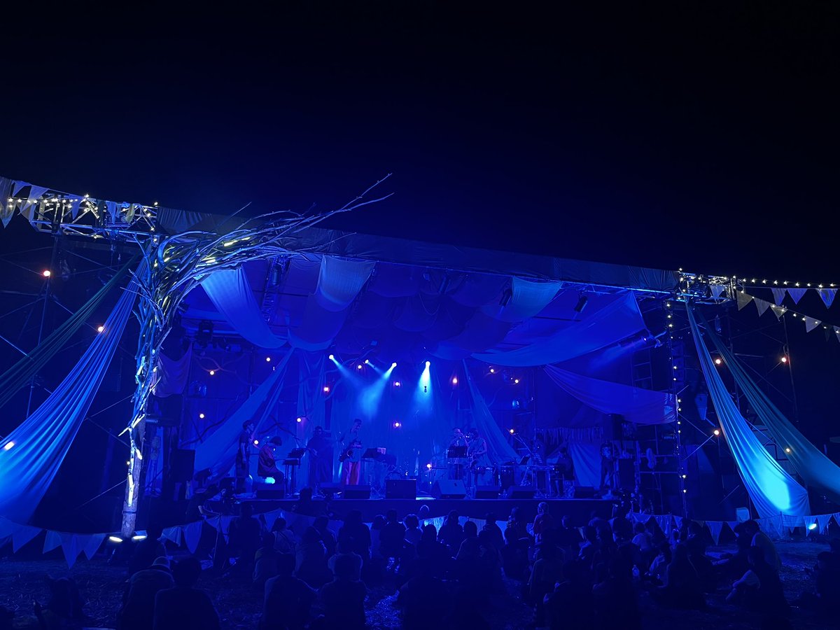 RISING SUN ROCK FESTIVAL 2025 in EZO
このあと25:10よりBOHEMIAN GARDEN にてAnswer to Rememberのステージがはじまります!
よろしくワッツアップ‼︎
#アンリメ 
#AnswertoRemember 
#RSR2025