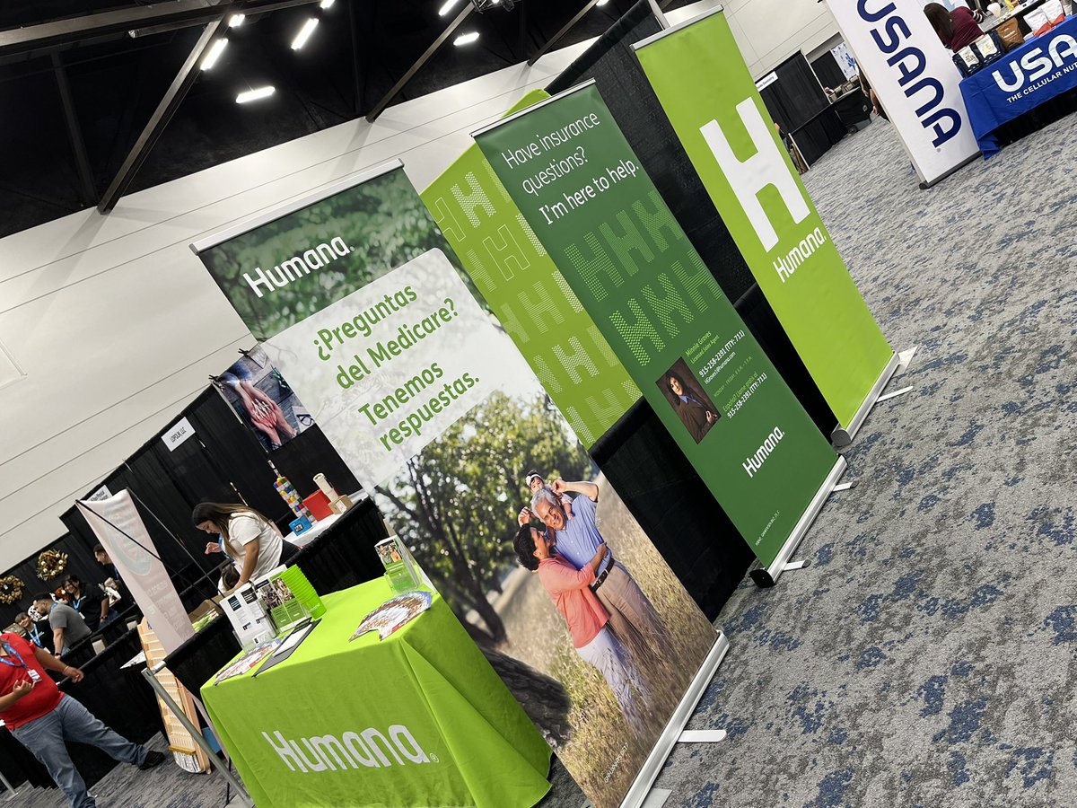 MinnieGraves27's tweet photo. EMPOWER EXPO  happening now!!! Come visit our booth by the fitness area and stage! 

#Green_Glove # Humana_ELP https://t.co/F8bVs3yNNb