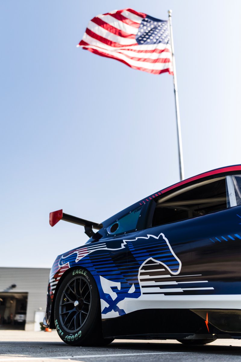 Suburban Ford tweet media
