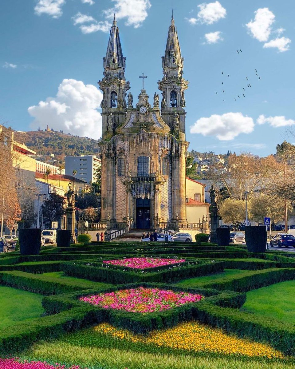 View of #church of IGREJA E ORATÓRIOS DE NOSSA SENHORA DA CONSOLAÇÃO E SANTOS PASSOS in #Portuguese city Guimaraes