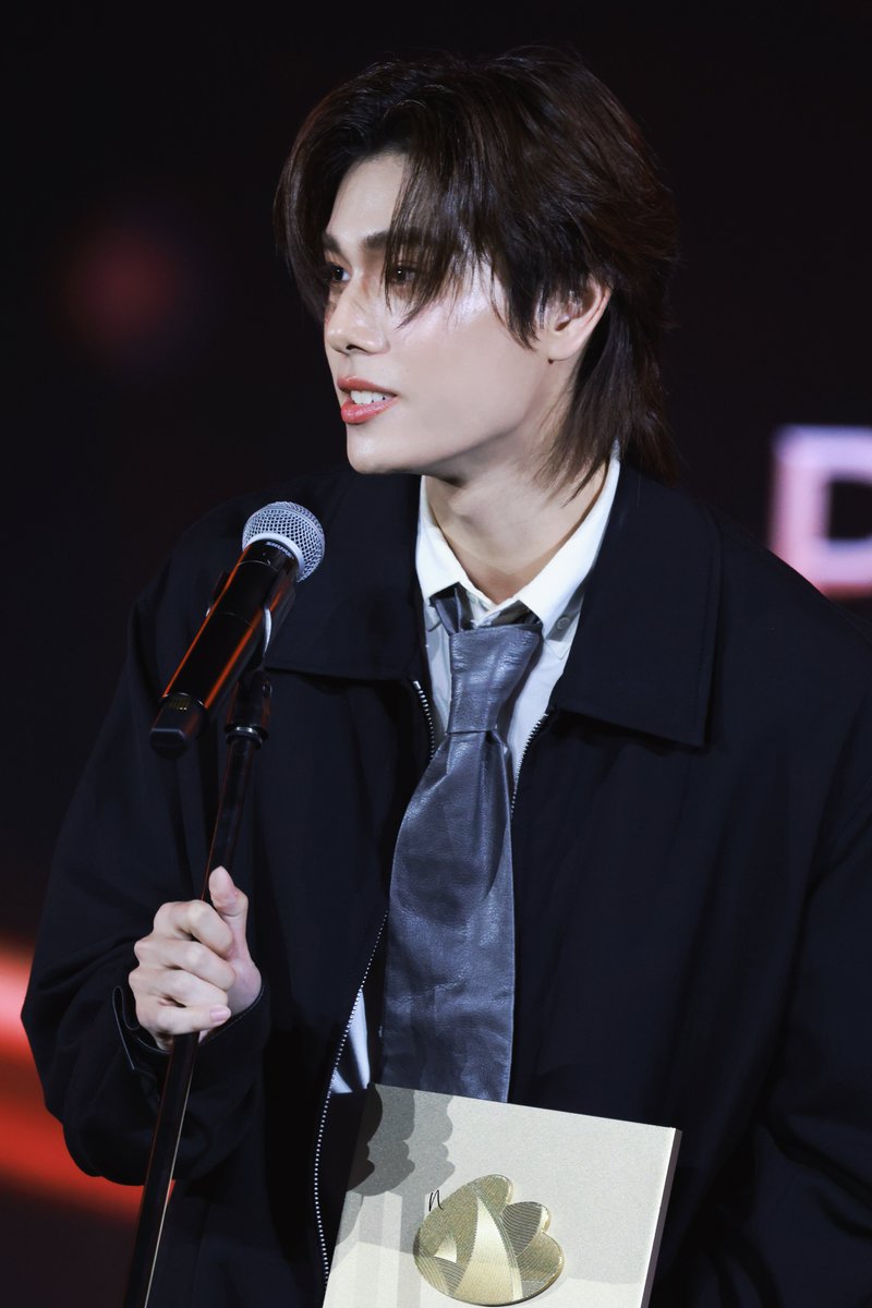 Maruko_ni's tweet photo. 🐱

PONDPHUWIN WEIBO CULTURAL

#WeiboGala2025xPondPhuwin 
#phuwintang https://t.co/IxYTEY7Vw4