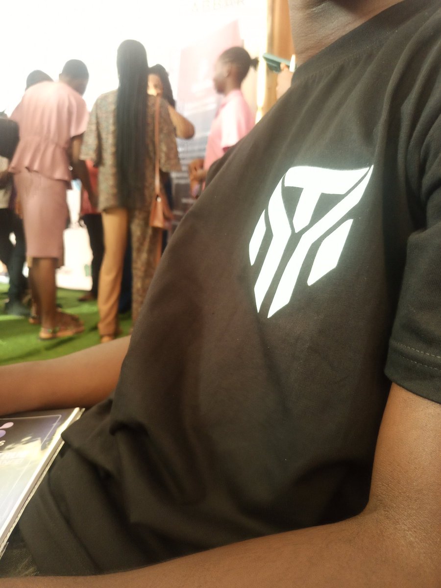 Vault_Top's tweet photo. Live @BlockchainFul Conference.

Live with @orbitxfinance and @TechMontFinance @TechmontAfrica the event has been an amazing one. Learning about this project is amazing.

I know @TechMontFinance is a platform for staking NFT and buying NFT.

#BlockchainFULConference25 https://t.co/5xXJ2MvKuu