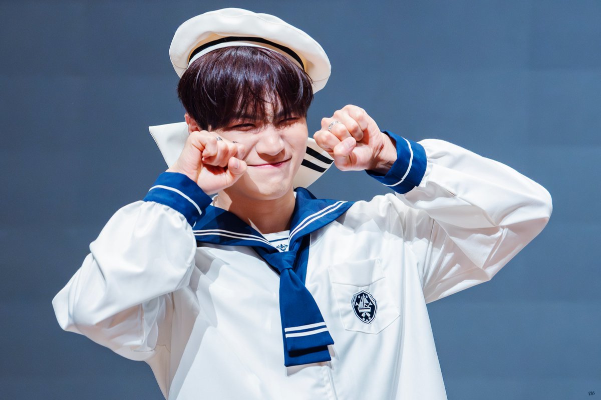 250525 메이크스타 팬사인회

잉😙

#VANNER #배너 #태환
#Makestarcorp #슈피겐홀